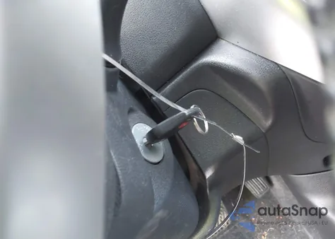 2016 Nissan Versa Note S (Sr)/S Plus/Sl/Sr/Sv z USA, uszkodzony, nr VIN 3N1CE2CP4GL396940